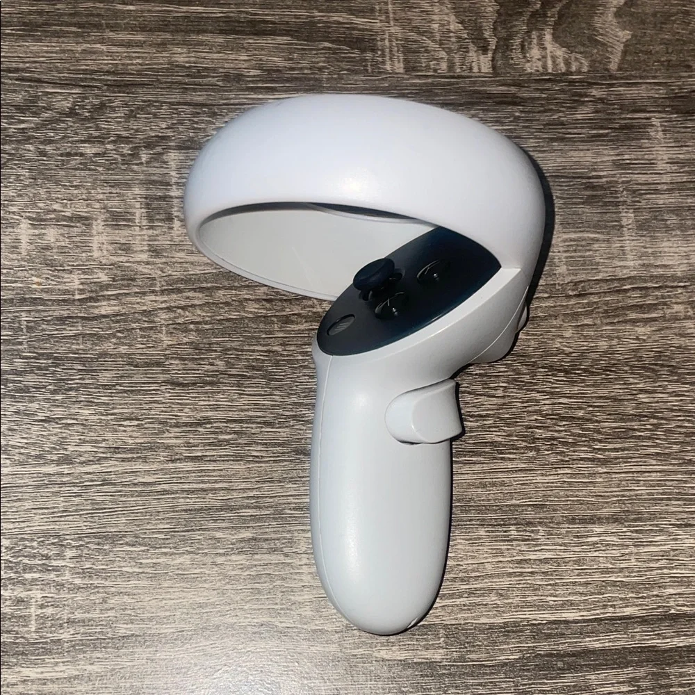 Oculus White VR Controllers